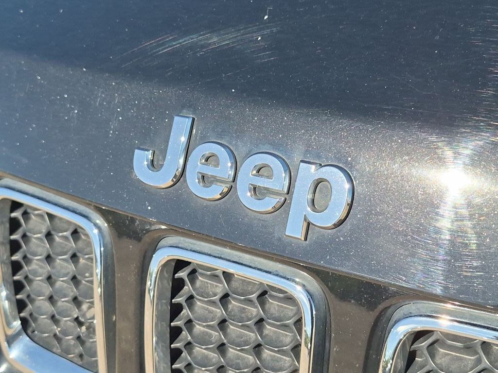 Thumbnail: 2018 Jeep Compass - 3