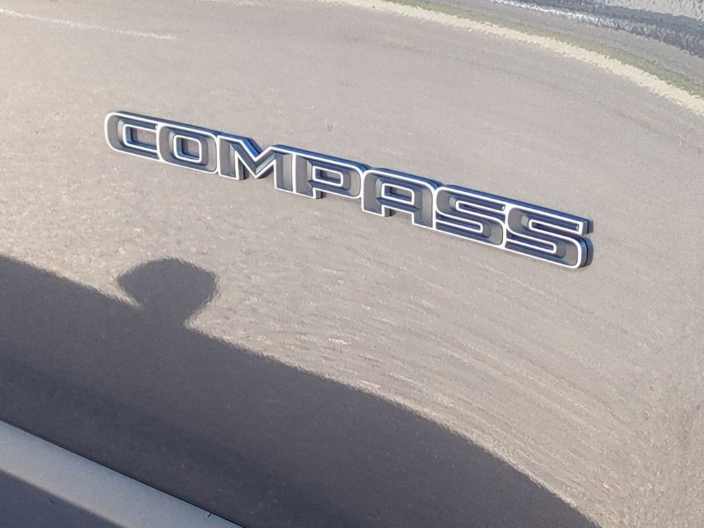 Thumbnail: 2018 Jeep Compass - 7