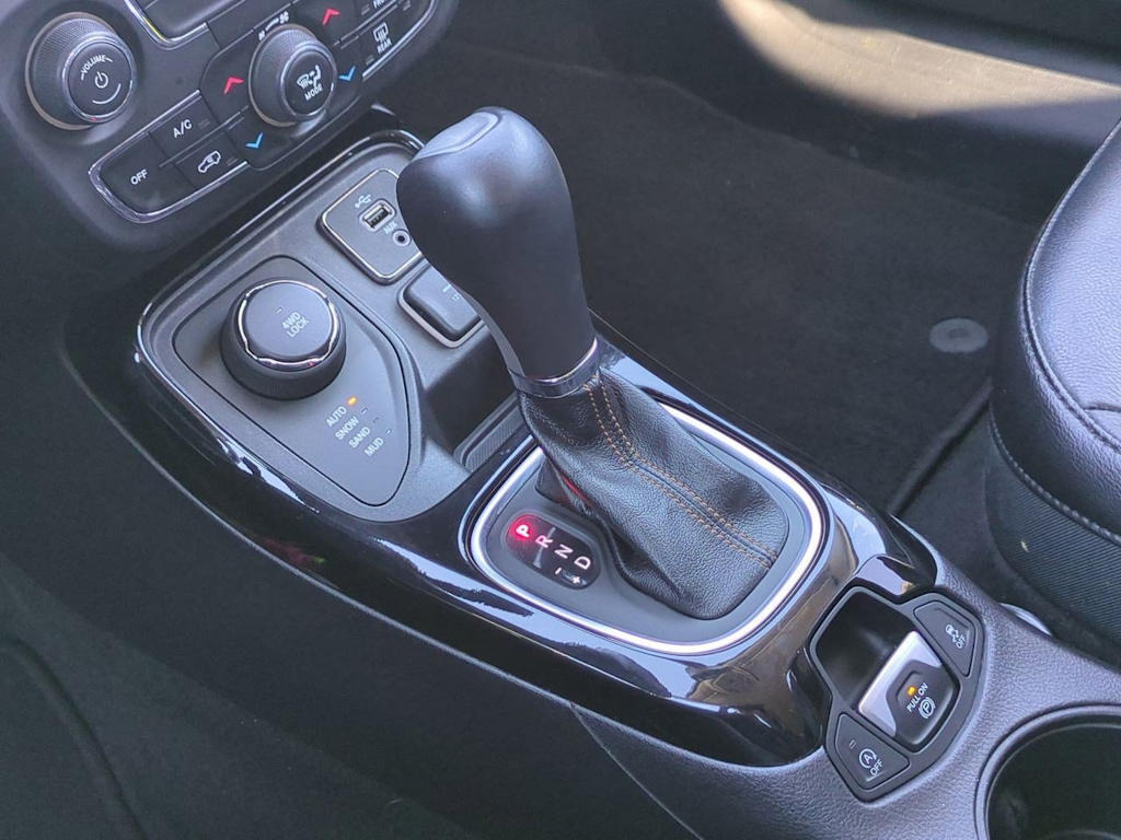 Thumbnail: 2018 Jeep Compass - 15