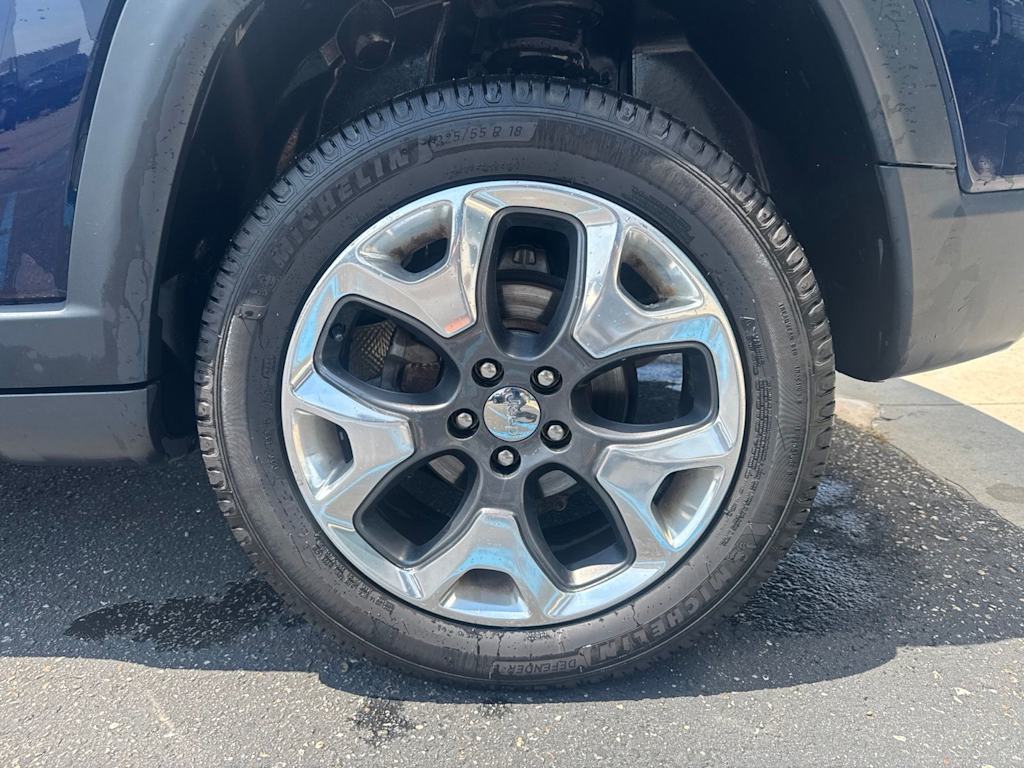 Thumbnail: 2019 Jeep Compass - 16