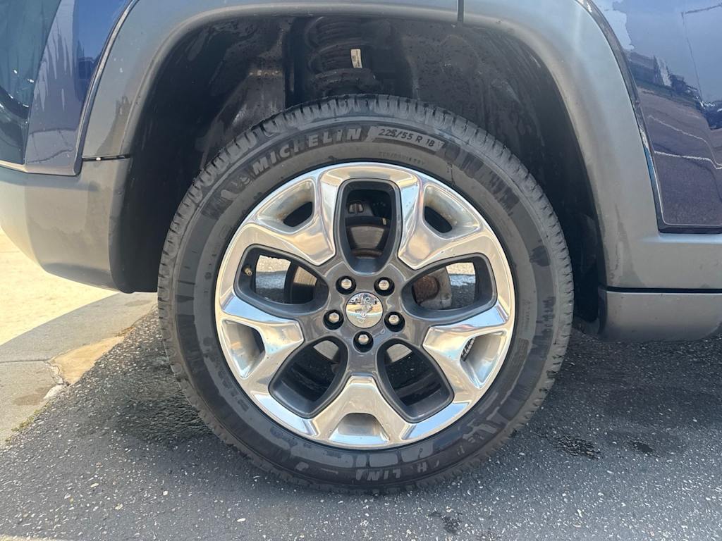 Thumbnail: 2019 Jeep Compass - 17
