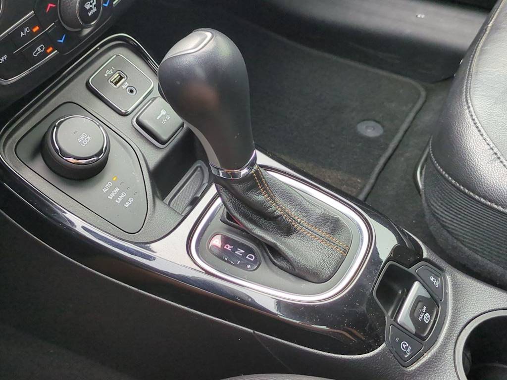 Thumbnail: 2019 Jeep Compass - 15