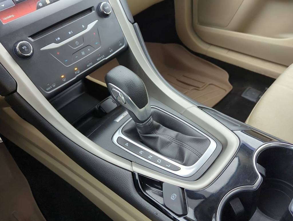2015 Ford Fusion  14