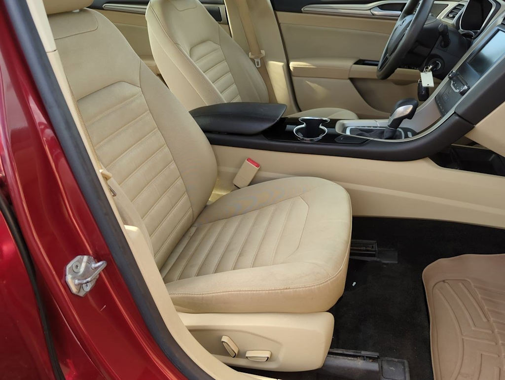 2015 Ford Fusion  10