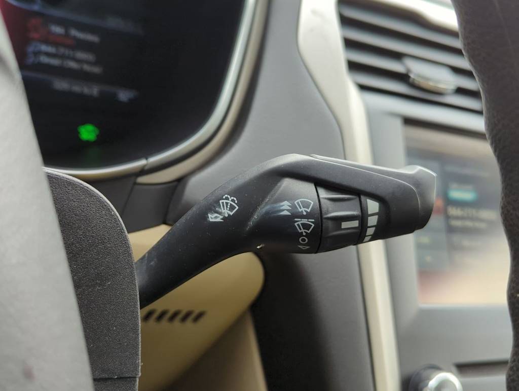 2015 Ford Fusion  28