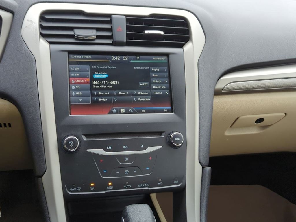 2015 Ford Fusion  13