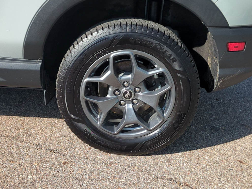 Thumbnail: 2021 Ford Bronco Sport - 7