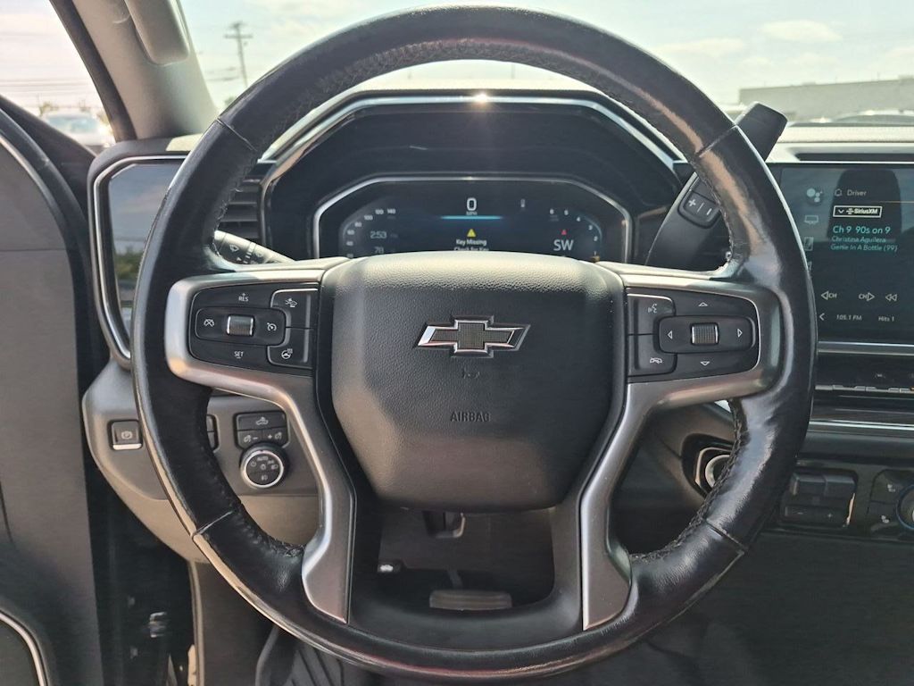 Thumbnail: 2022 Chevrolet Silverado 1500 - 8