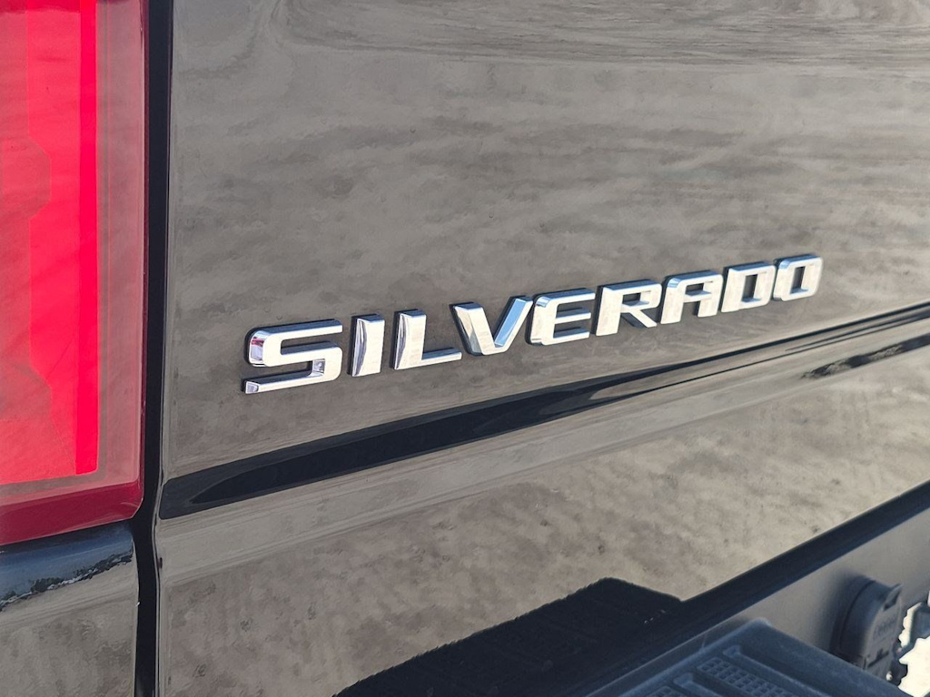 Thumbnail: 2022 Chevrolet Silverado 1500 - 14