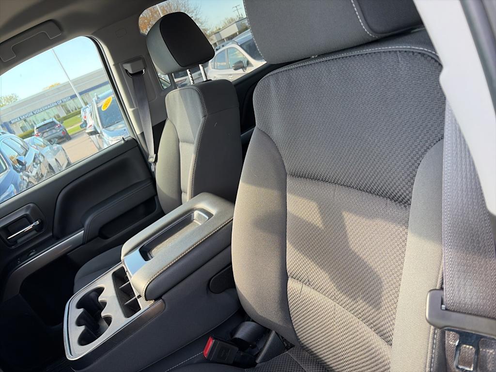 Thumbnail: 2017 Chevrolet Silverado 1500 - 7