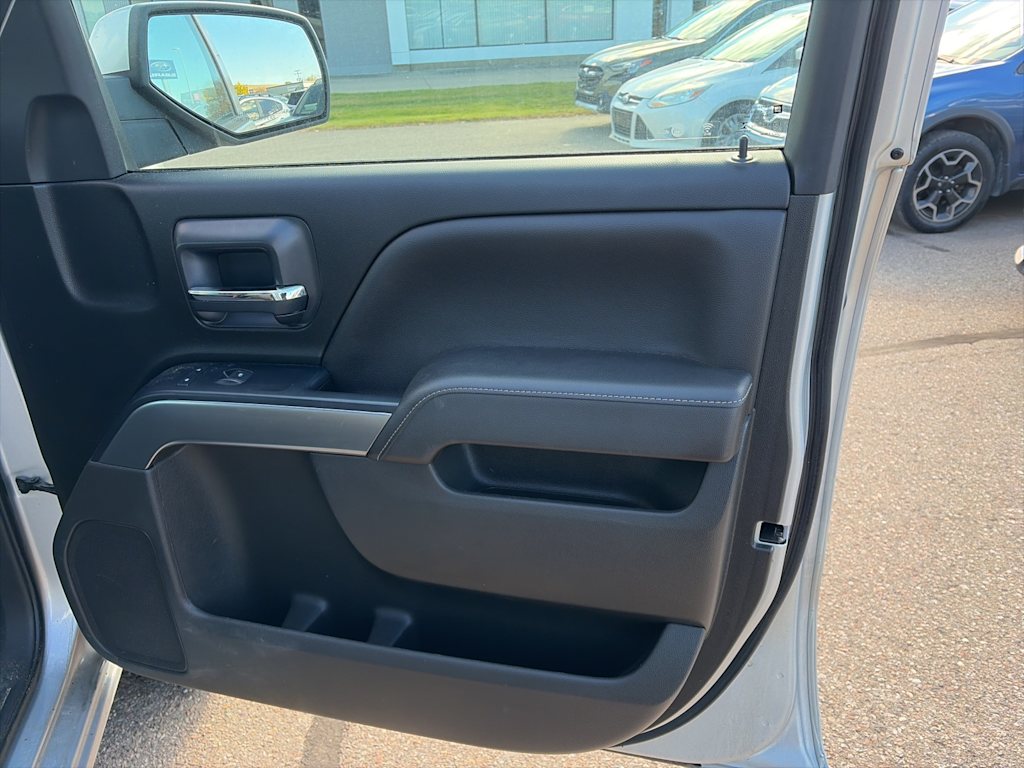 Thumbnail: 2017 Chevrolet Silverado 1500 - 18