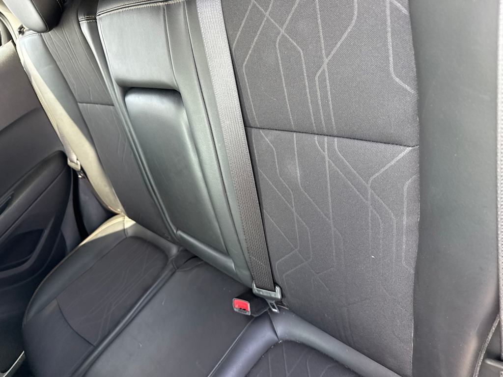 Thumbnail: 2020 Chevrolet Trax - 10
