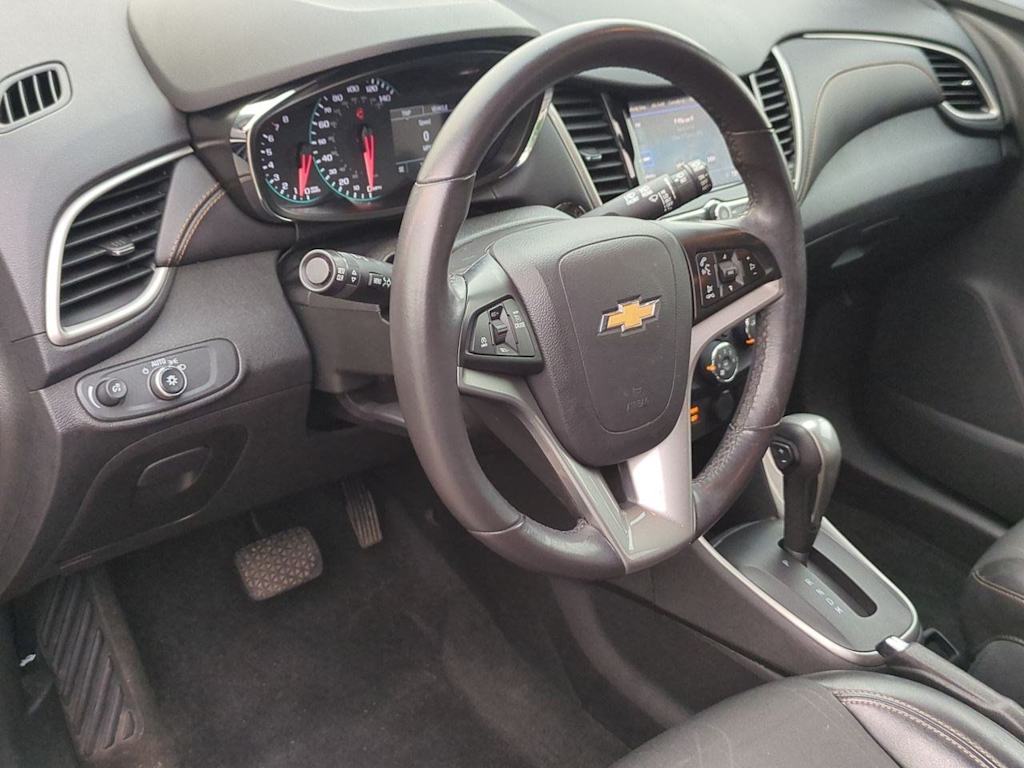 Thumbnail: 2020 Chevrolet Trax - 2