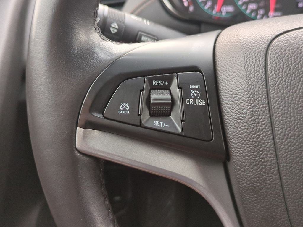 Thumbnail: 2020 Chevrolet Trax - 28