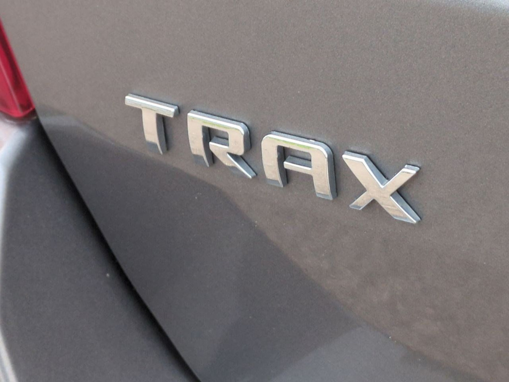 Thumbnail: 2020 Chevrolet Trax - 24