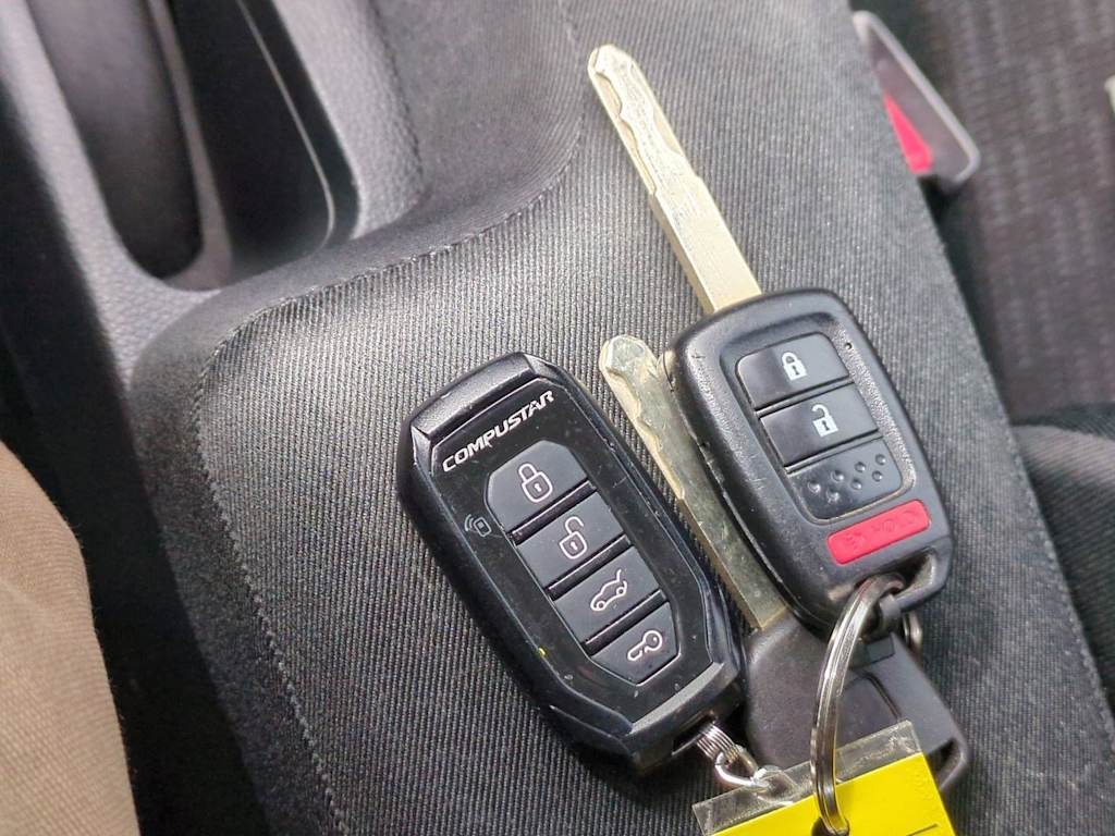 Thumbnail: 2015 Honda Fit - 18