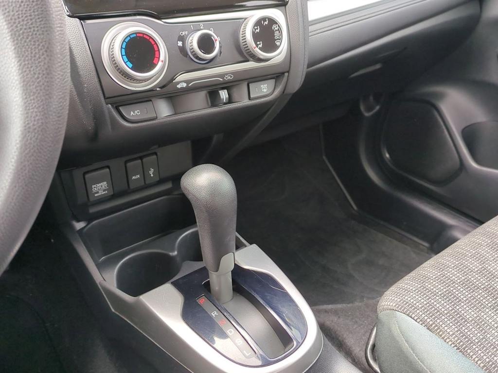 Thumbnail: 2015 Honda Fit - 15