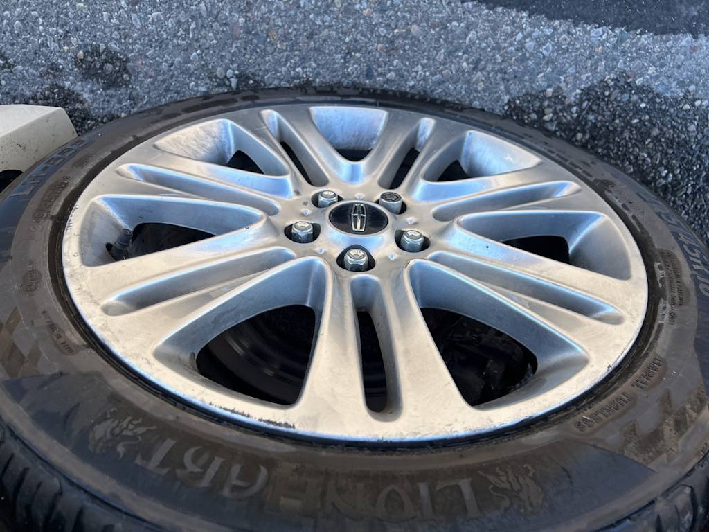 Thumbnail: 2016 Lincoln MKZ - 6