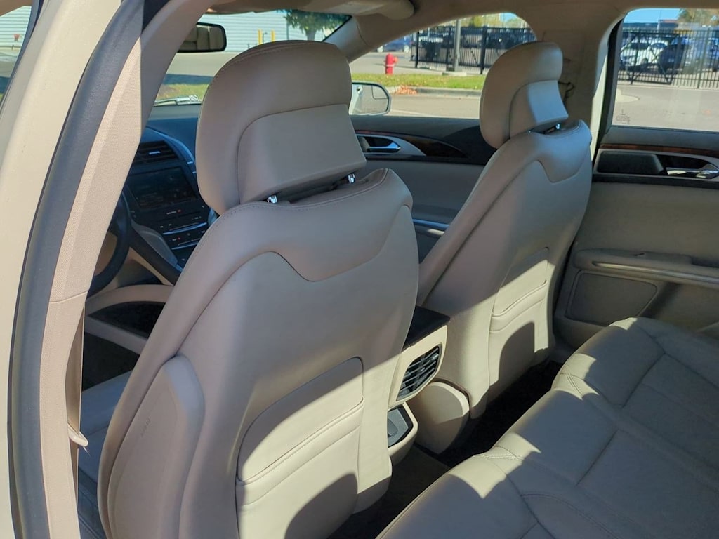 Thumbnail: 2016 Lincoln MKZ - 13