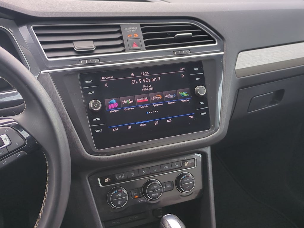 Thumbnail: 2021 Volkswagen Tiguan - 14