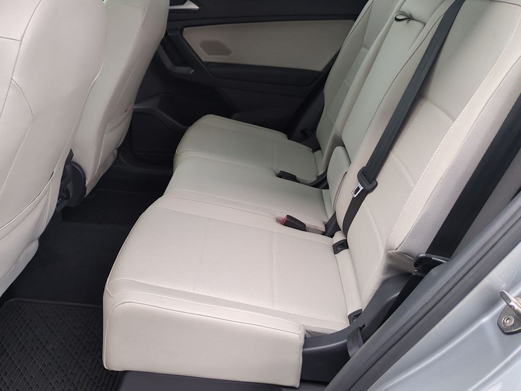 Thumbnail: 2021 Volkswagen Tiguan - 27