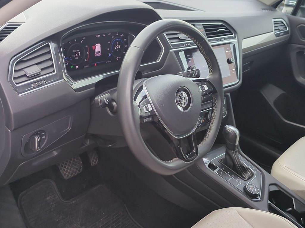 Thumbnail: 2021 Volkswagen Tiguan - 2