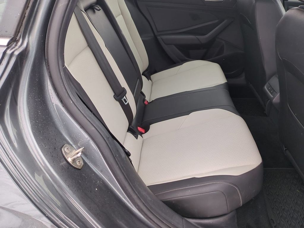 Thumbnail: 2020 Volkswagen Jetta - 27