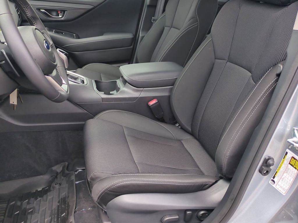 Thumbnail: 2025 Subaru Legacy - 10