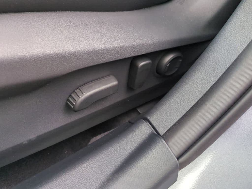 Thumbnail: 2025 Subaru Legacy - 24