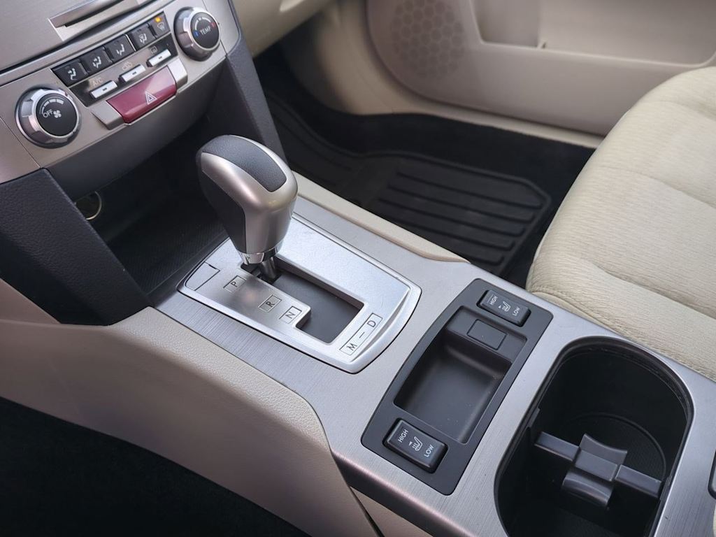 Thumbnail: 2011 Subaru Outback - 15