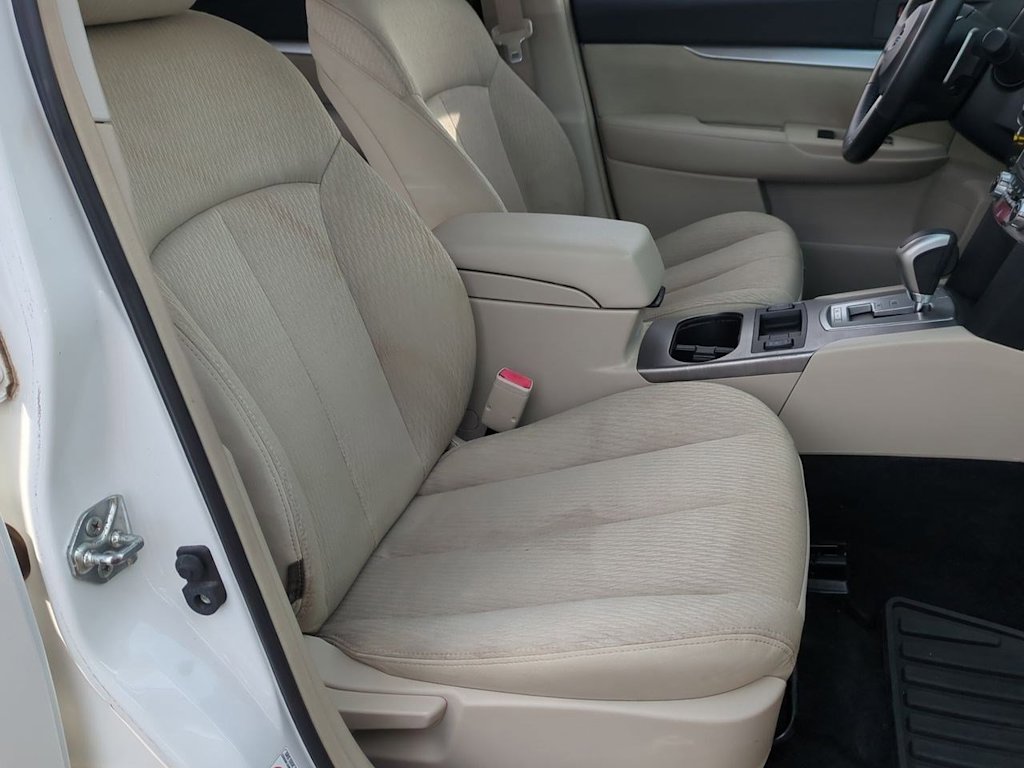 Thumbnail: 2011 Subaru Outback - 27