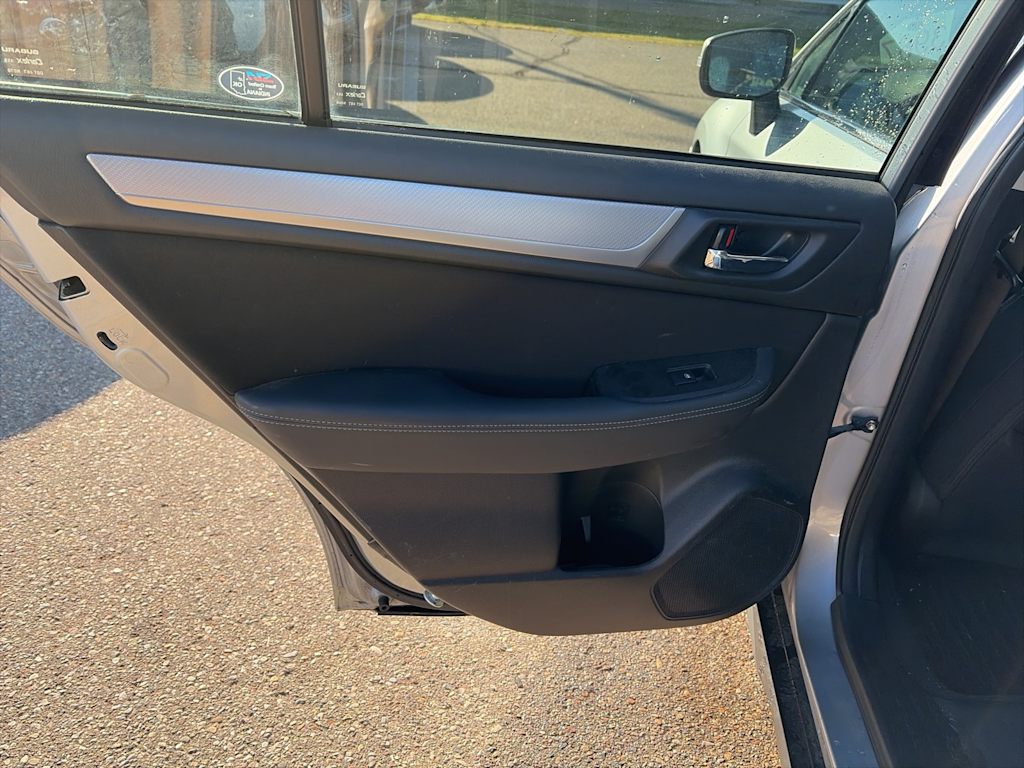 Thumbnail: 2018 Subaru Outback - 17