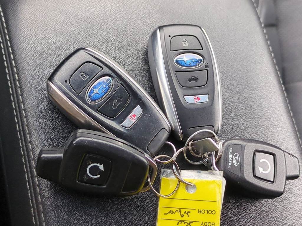 Thumbnail: 2017 Subaru Outback - 18