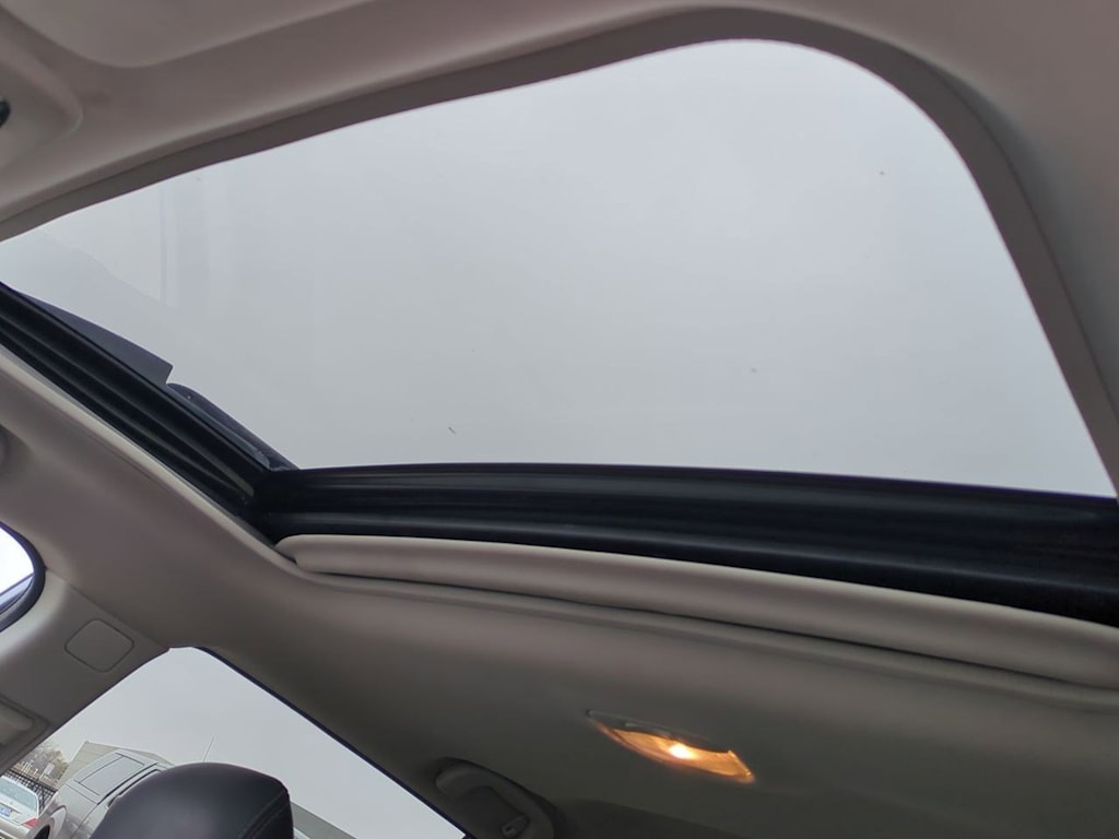 Thumbnail: 2017 Subaru Outback - 26