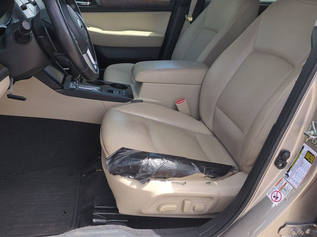 Thumbnail: 2017 Subaru Outback - 10