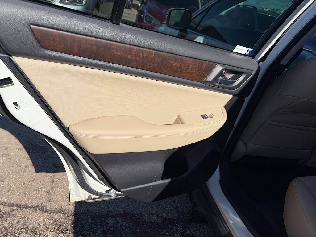 Thumbnail: 2015 Subaru Outback - 18