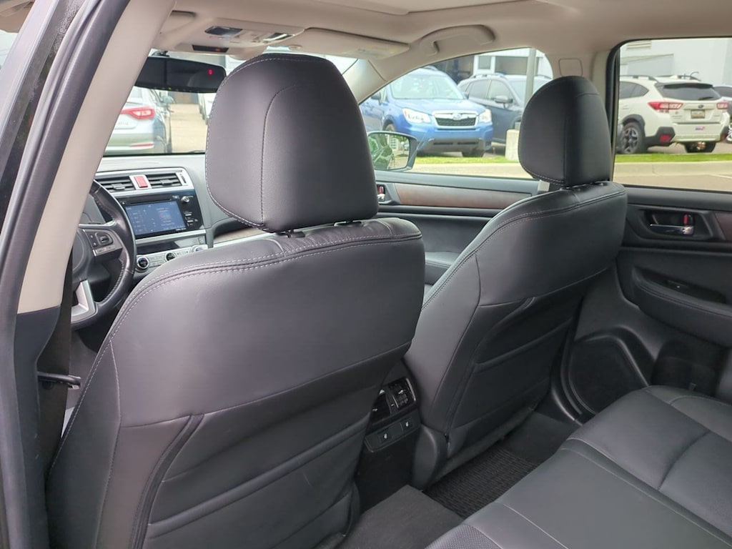 Thumbnail: 2016 Subaru Outback - 12
