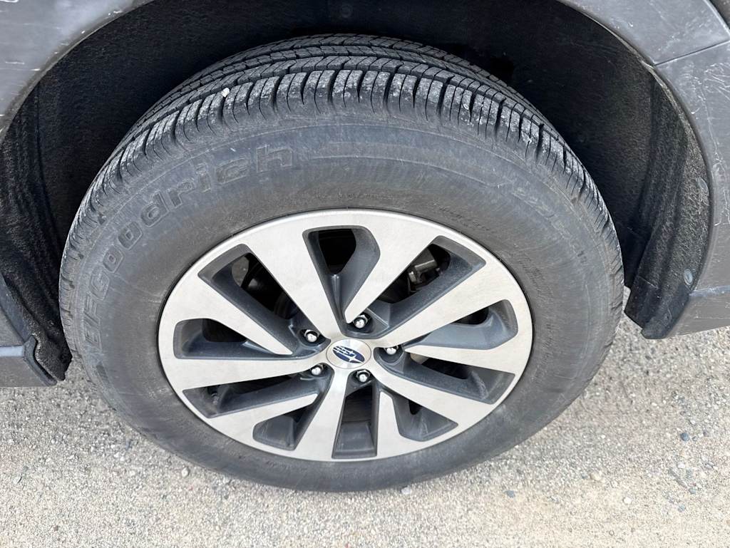 Thumbnail: 2020 Subaru Outback - 17