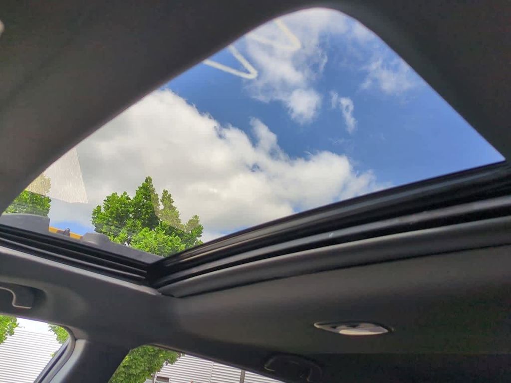 Thumbnail: 2025 Subaru Outback - 25