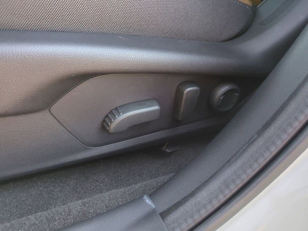 Thumbnail: 2025 Subaru Crosstrek - 24