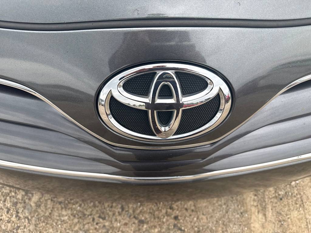 Thumbnail: 2010 Toyota Camry - 7