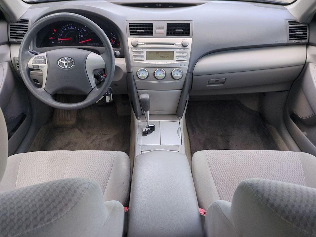 Thumbnail: 2010 Toyota Camry - 9