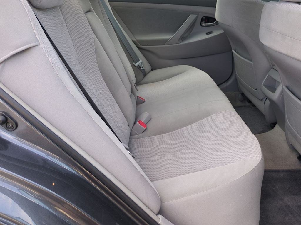 Thumbnail: 2010 Toyota Camry - 25