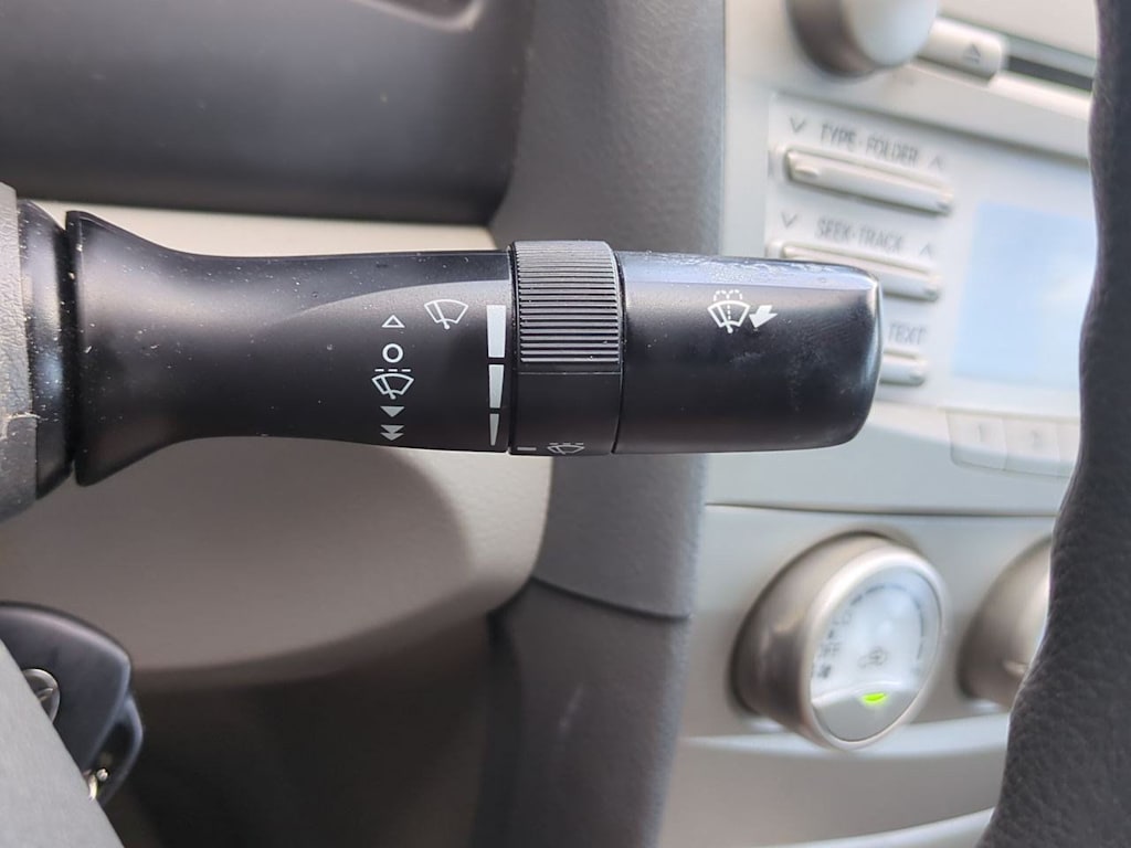 Thumbnail: 2010 Toyota Camry - 29