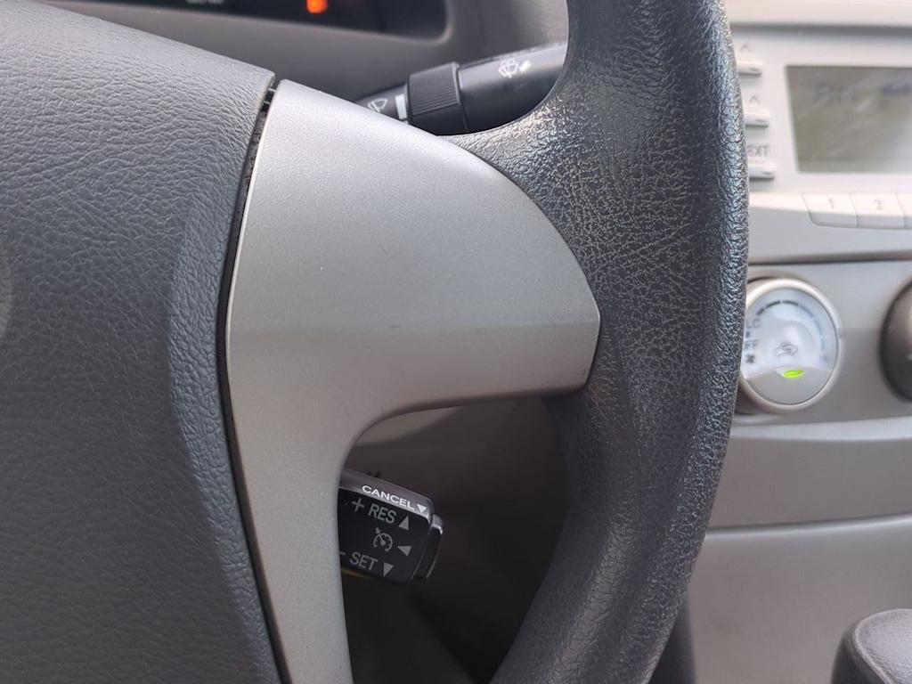 Thumbnail: 2010 Toyota Camry - 28