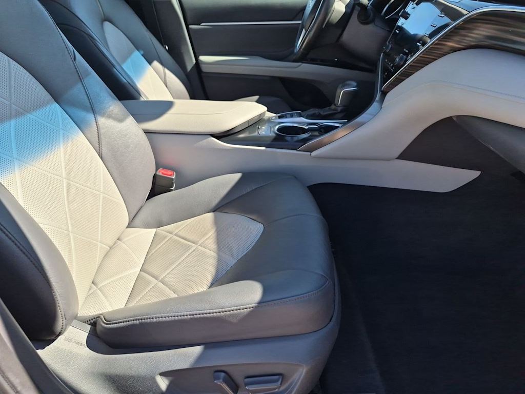 Thumbnail: 2018 Toyota Camry - 7