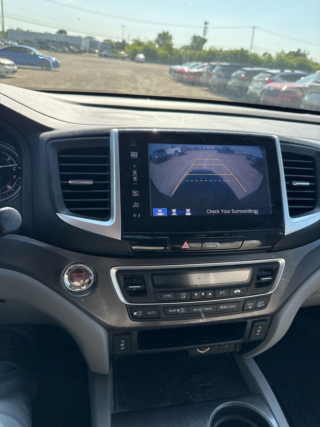 Thumbnail: 2016 Honda Pilot - 11