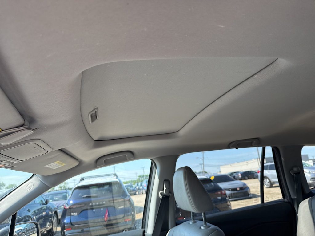Thumbnail: 2016 Honda Pilot - 21