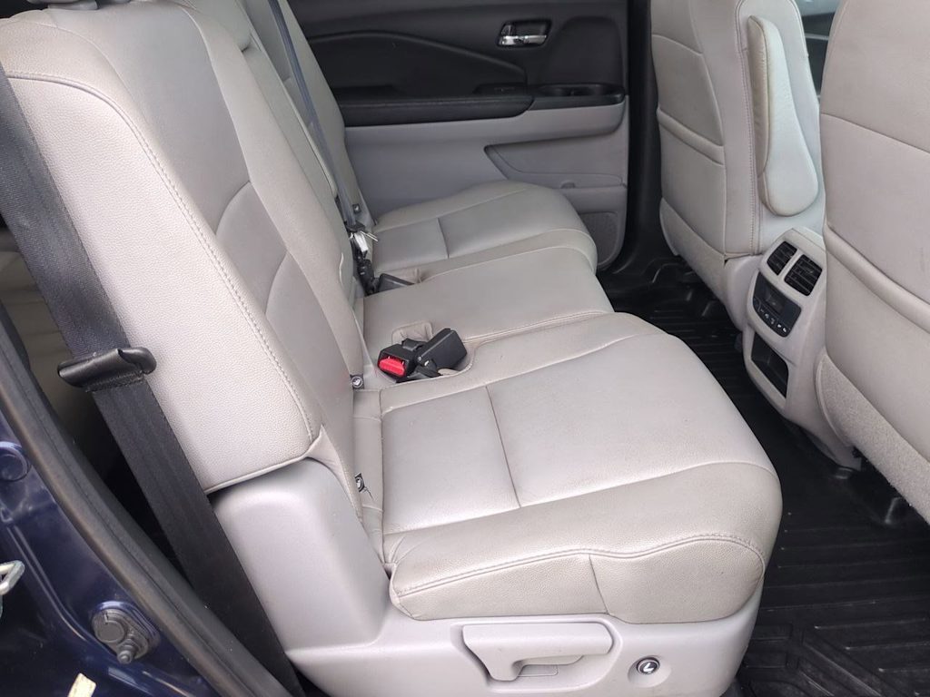 Thumbnail: 2016 Honda Pilot - 28