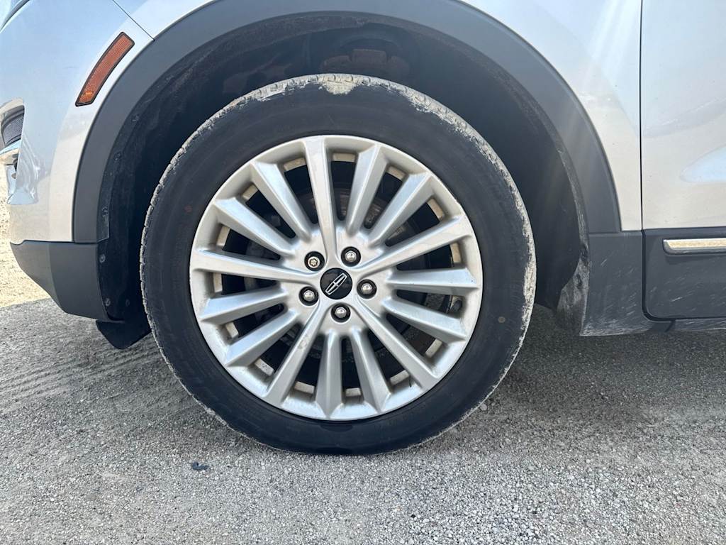 Thumbnail: 2019 Lincoln MKC - 8